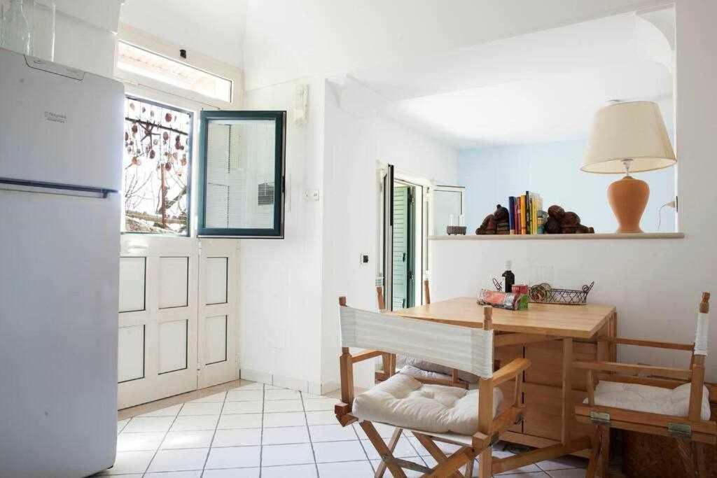 Donna Saretta Casetta Tradizionale Amalfitana Exterior foto